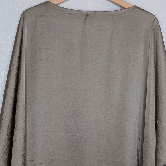Tutu & Lilli Satin Lagenlook Olive Green Tunic Blouse - Picture 5 of 15